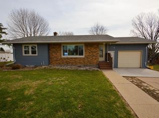 517 High St, Highland, WI 53543