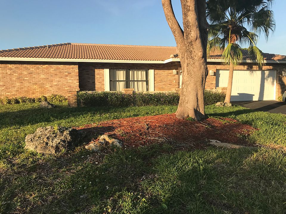 1st image of 10737 NW 20th Dr