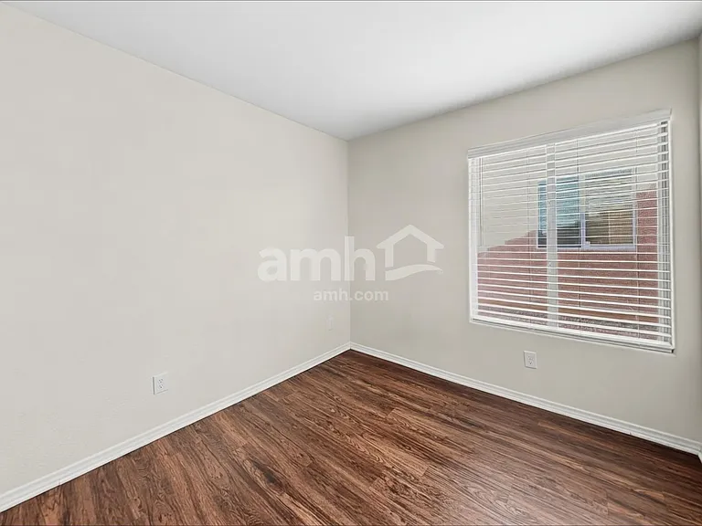222 Mariposa Way — Photo 13