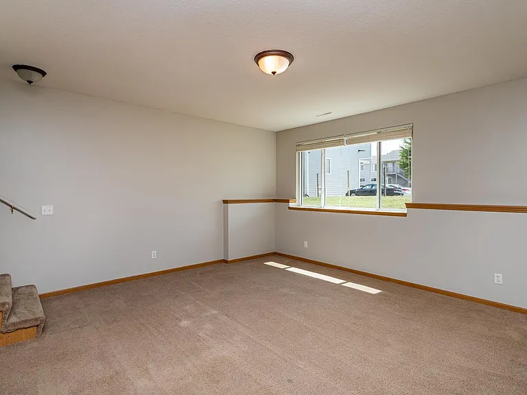 4630 Twain St — Photo 19
