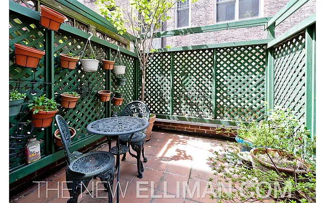 Sold by Douglas Elliman | media 16