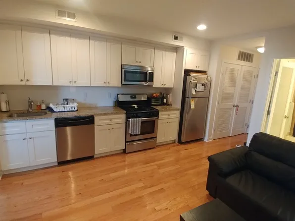 1904 W Girard Ave APT 2F, Philadelphia, PA 19130
