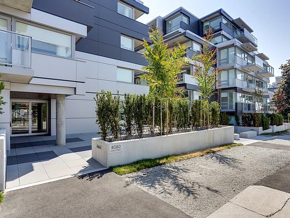 2nd image of 8080 Oak St #208