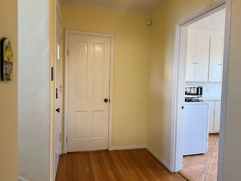 1759 Spruce St — Photo 13