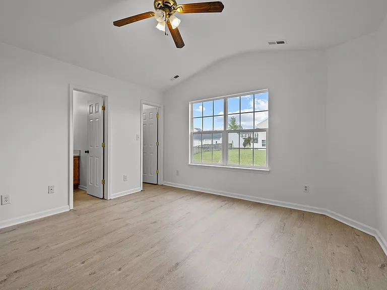 3676 Watkins Ridge Ct — Photo 19