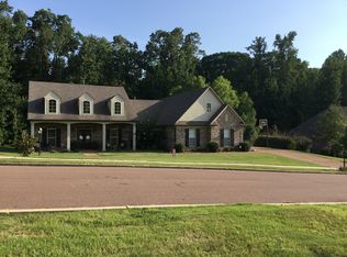 667 Shadow View Dr, Hernando, MS 38632