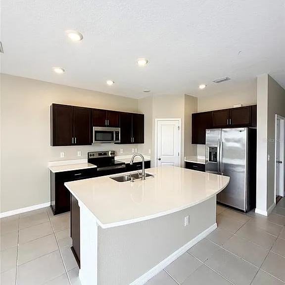 2309 Alee Ln — Photo 3