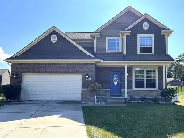 5700 Appian Way, Waterford, MI 48329