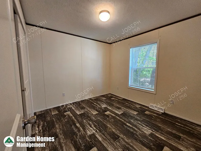 6120 Rock Cut Rd #8 — Photo 7