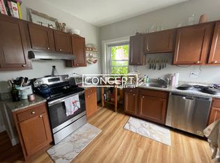898 Massachusetts Ave #6B, Cambridge, MA 02139