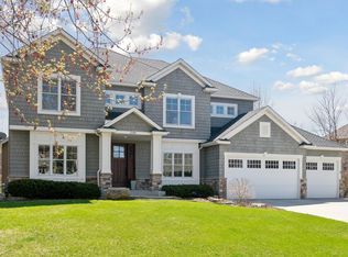 2290 Gold Point, Victoria, MN 55386