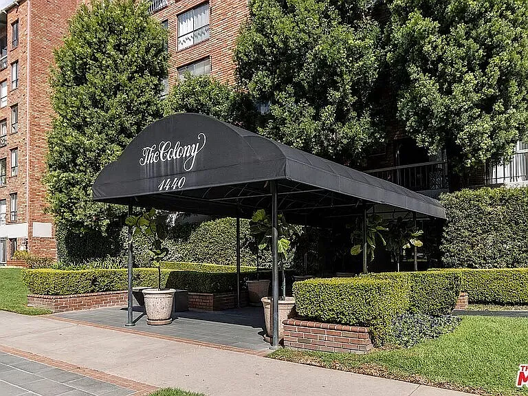 1 bed, 661 sqft, $2,680 — Photo 2