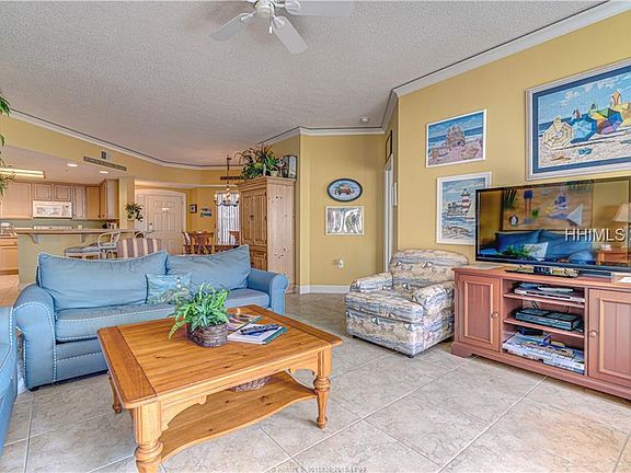 3rd image of 41 Ocean Ln APT 6305