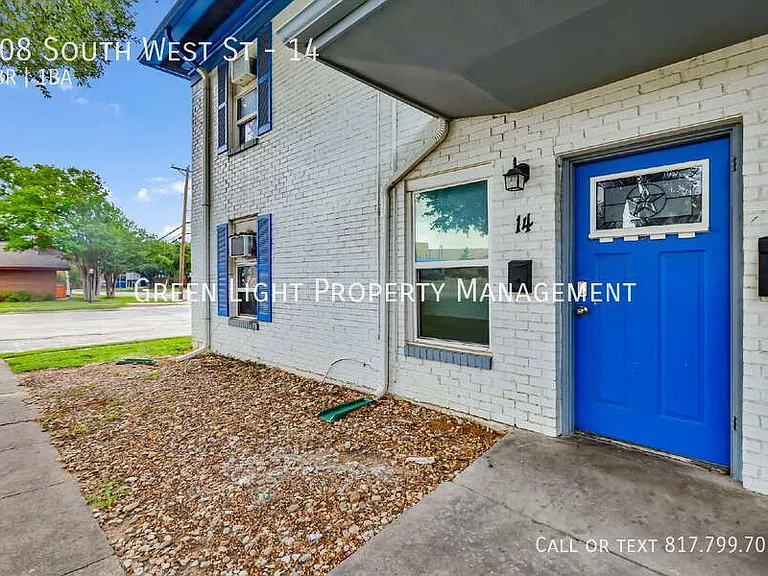 308 S West St #14 — Photo 6