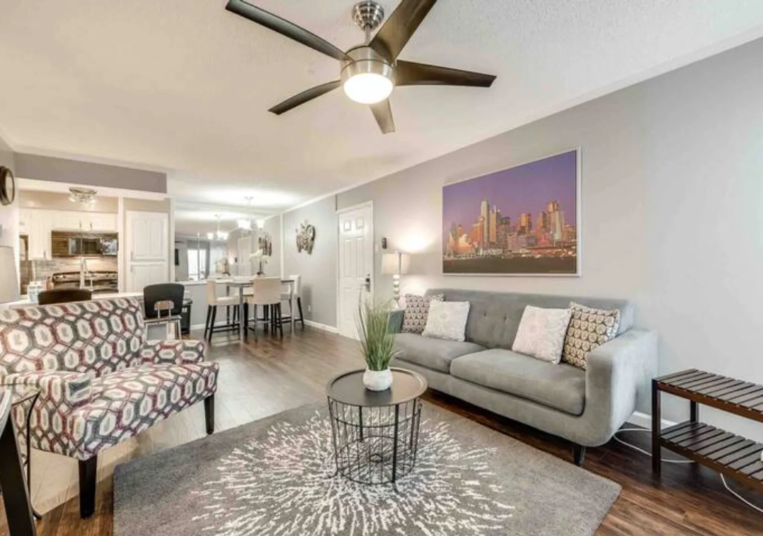 I36 World Cup Stay - 18 min to AT&T - Sleeps 4 - Free Parking — Photo 1