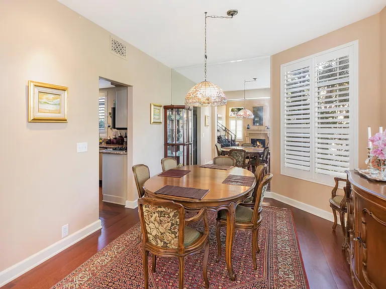 1250 Cravens Ln #3 — Photo 5