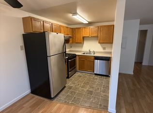 2317 SE Division St, Portland, OR 97202