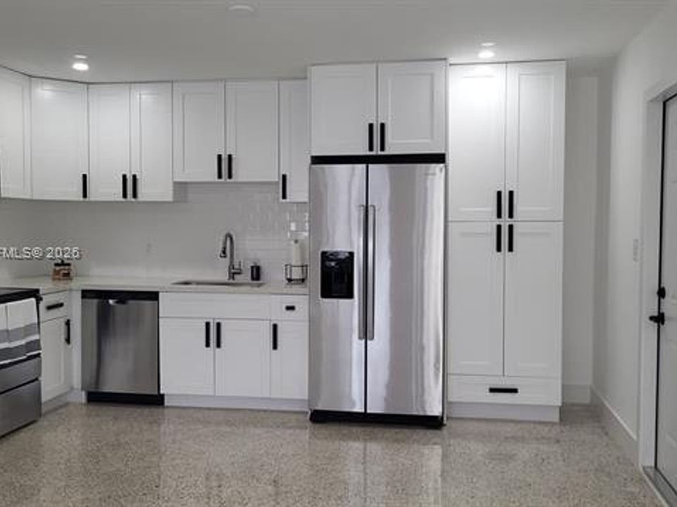 1st image of 9228 SW 37th St #0