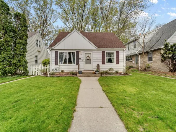3157 North 89th STREET, Milwaukee, WI 53222