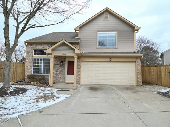 2285 Grand Fir Dr, Greenwood, IN 46143
