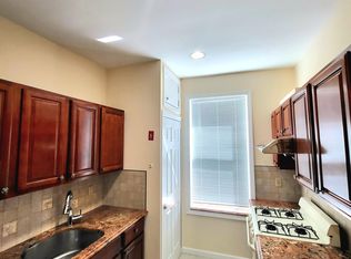 1846 68th St APT 1R, Brooklyn, NY 11204