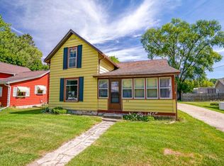 104 N 1st St, Brooklyn, WI 53521
