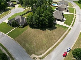 95 Spruce Knoll Ln, Elmore, AL 36025