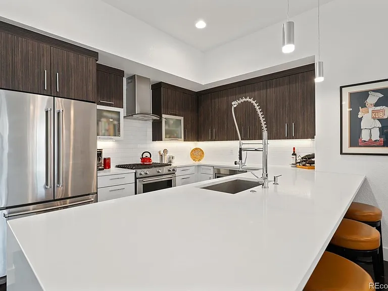 3040 Wilson Ct #4 — Photo 6