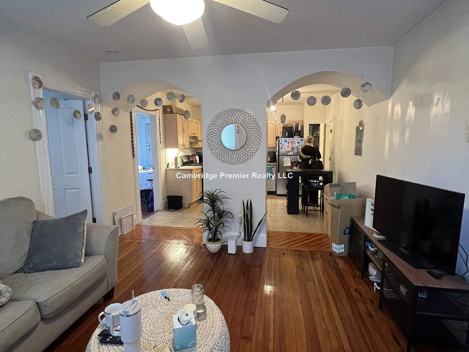 2 bed, 875 sqft, $3,375 — Photo 2