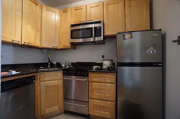 Rented by Citi Habitats | media 17