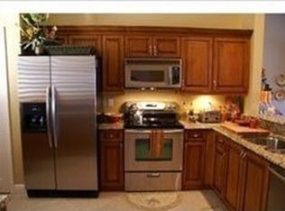 240 Robin Hood Cir UNIT 202, Naples, FL 34104