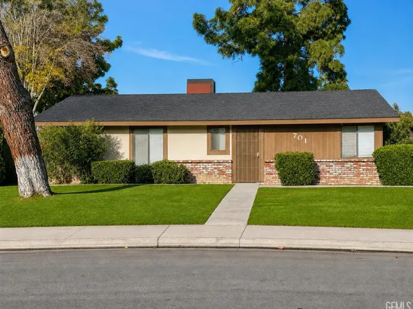 701 Deseret Way, Bakersfield, CA 93309