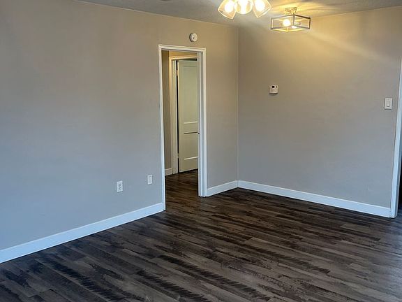 4th image of 1311 39th St