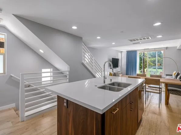 1405 Bates Ave, Los Angeles, CA 90027