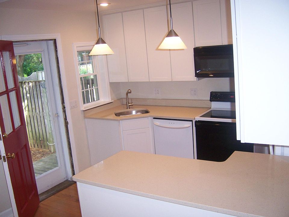 1st image of 2936 S Dinwiddie St