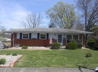 3592 Olympia Rd, Lexington, KY 40517