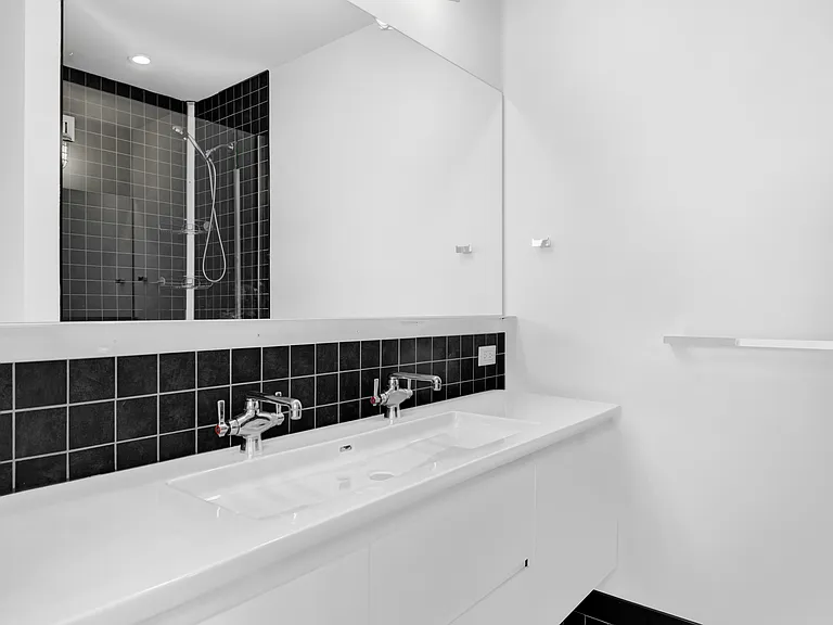 2030 8th St NW #Penthouse 4 — Photo 5