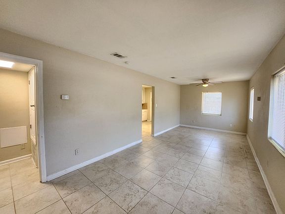 4th image of 3517 N 9th Ave