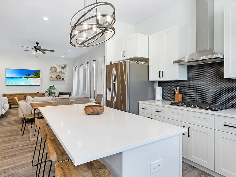 7224 Bayhill Ln — Photo 16