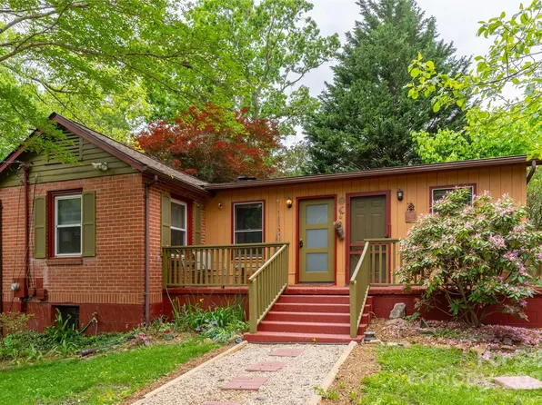 100 Park Ridge Ave, Swannanoa, NC 28778