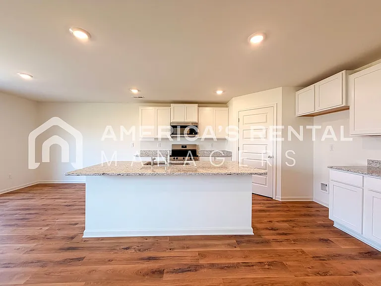 377 Koslin Loop — Photo 10