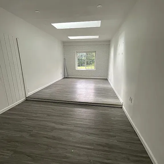 287 Seven Springs Mountain Rd — Photo 5