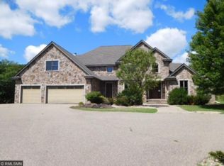 423 Jack Pine Dr, Hudson, WI 54016