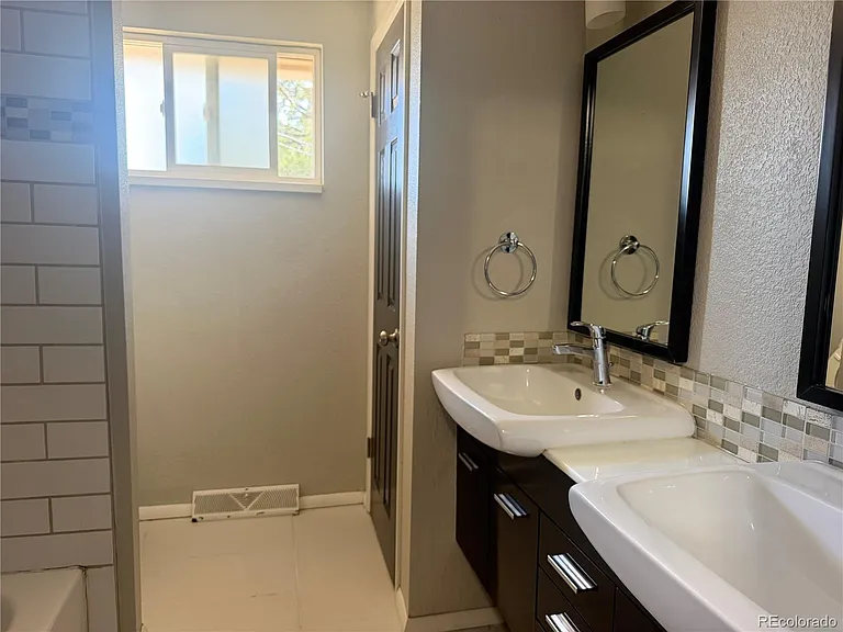 3470 W Arizona Ave — Photo 12