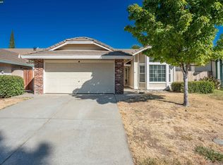8989 E Valley Dr, Elk Grove, CA 95624