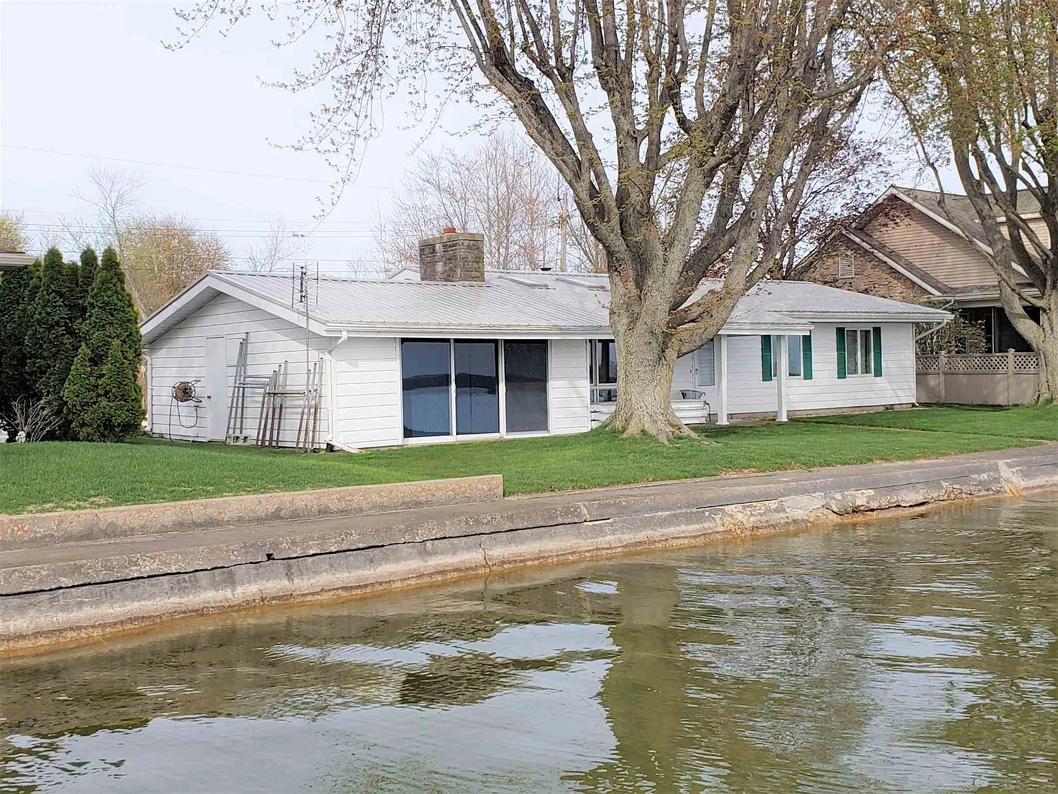 8703 E Sunset Ln photo 1