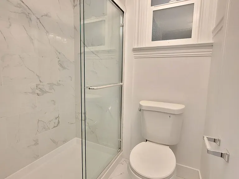 1726 Washington St #1726 — Photo 14