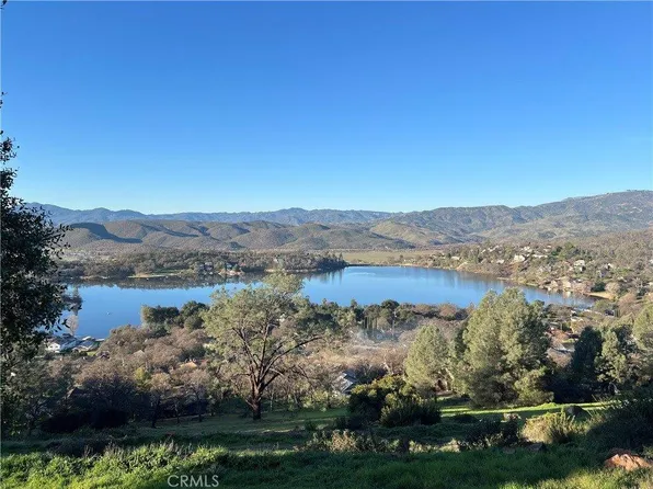 17282 Greenridge Rd, Hidden Valley Lake, CA 95467