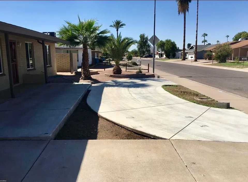 3229 W Desert Cove Ave — Photo 4