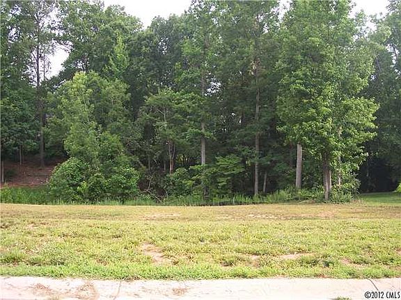 4th image of 2599 Ashbourne Dr